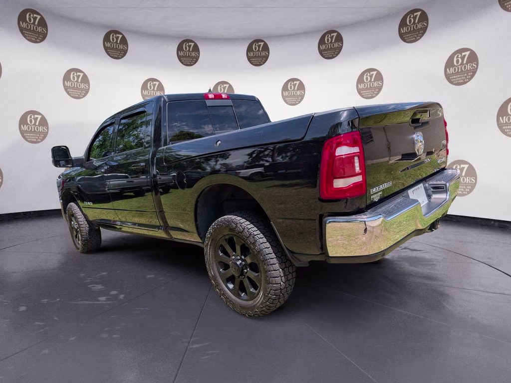 2023 Diamond Black Crystal Pearlcoat Ram 2500 Laramie 4X4 Truck