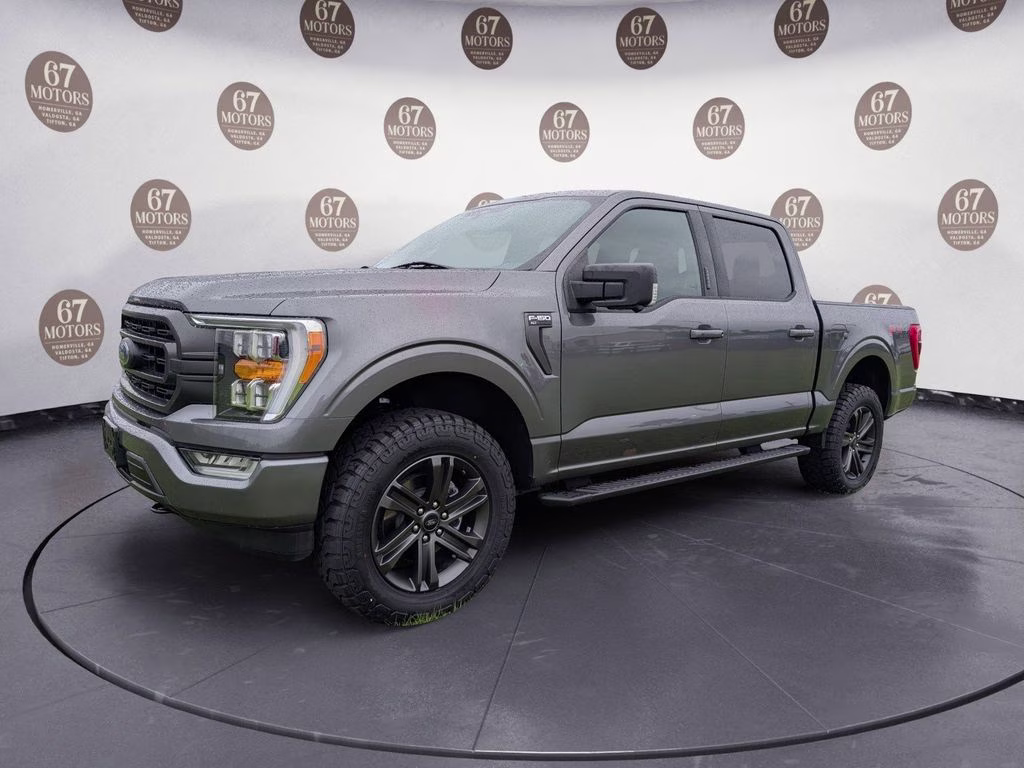 2022 Gray Metallic Ford F-150 XLT 4X4 Truck