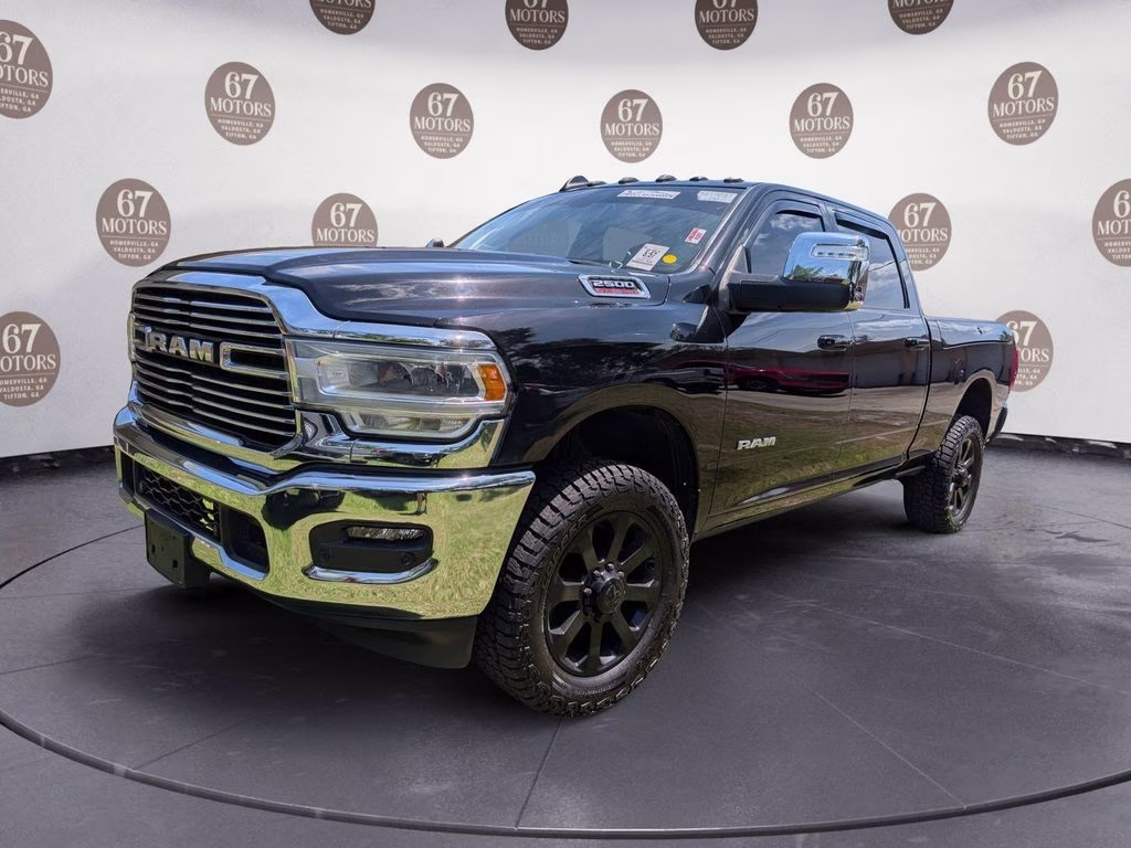 2023 Diamond Black Crystal Pearlcoat Ram 2500 Laramie 4X4 Truck