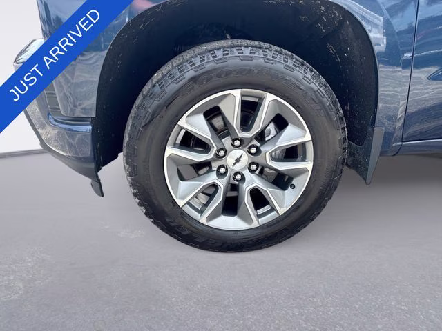 2020 Blue Metallic Chevrolet Silverado 1500 RST 4X4 Truck