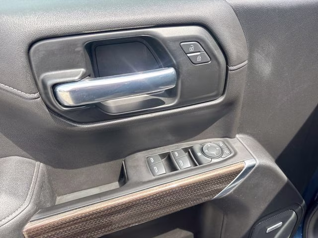 2020 Blue Metallic Chevrolet Silverado 1500 RST 4X4 Truck