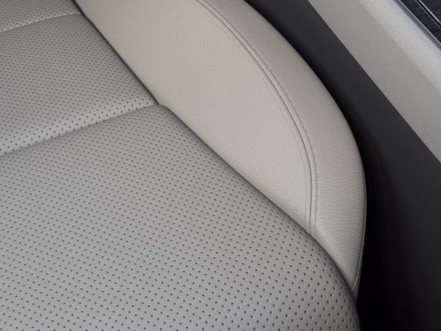 2026 White Lincoln Aviator Premiere AWD SUV