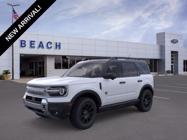 2026 White Metallic Ford Bronco Sport Badlands 4X4 SUV