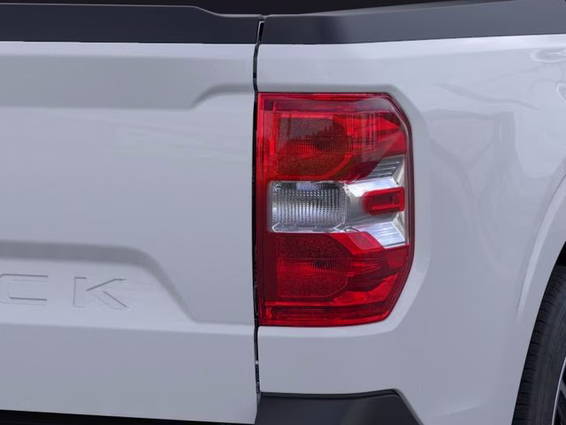 2026 White Metallic Ford Maverick Lariat AWD Truck