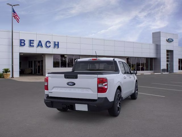 2026 White Metallic Ford Maverick Lariat AWD Truck