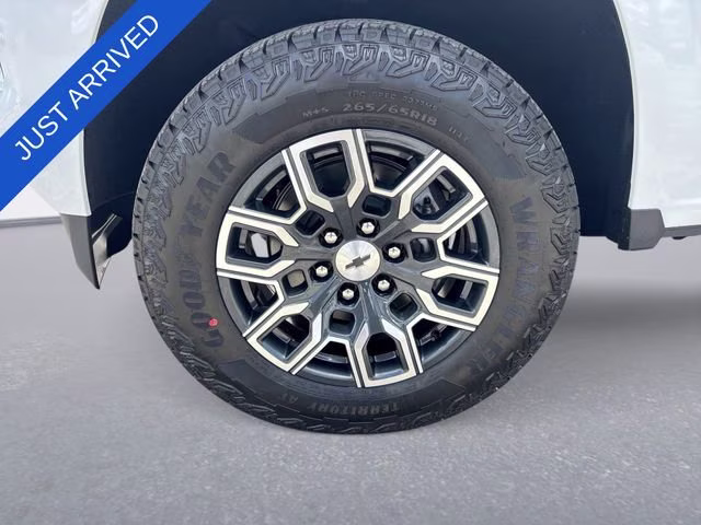 2026 Summit White Chevrolet Colorado Z71 4X4 Truck