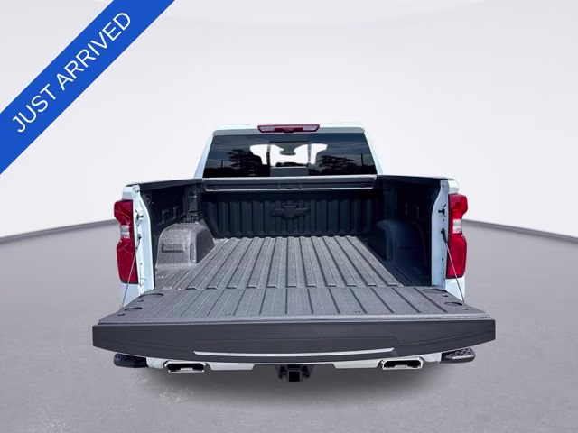 2026 Polar White Tricoat Chevrolet Silverado 1500 High Country 4X4 Truck