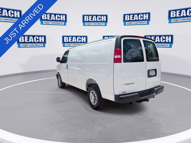 2026 Summit White Chevrolet Express Cargo WT RWD 2500 Regular Wheelbase