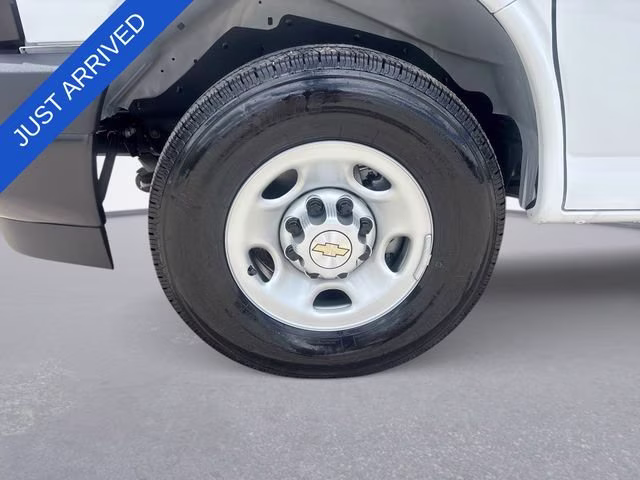 2026 Summit White Chevrolet Express Cargo WT RWD 2500 Regular Wheelbase