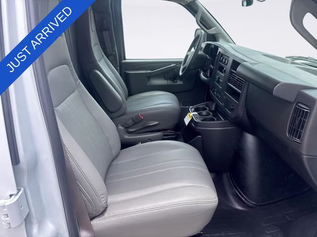 2026 Summit White Chevrolet Express Cargo WT RWD 2500 Regular Wheelbase