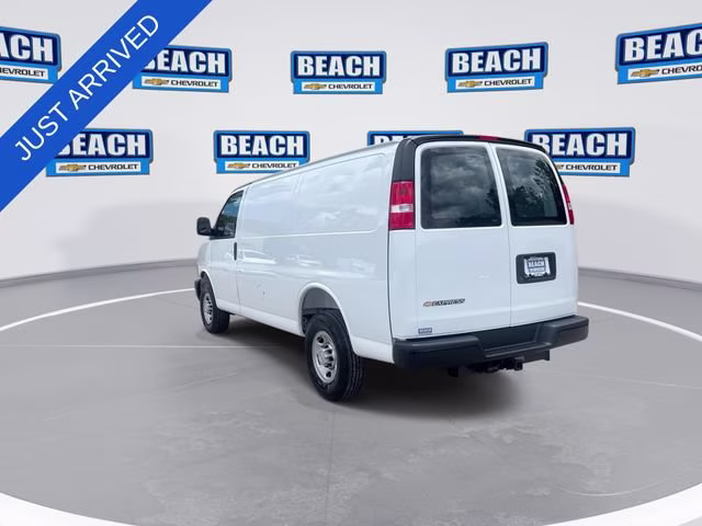 2026 Summit White Chevrolet Express Cargo WT RWD 2500 Regular Wheelbase