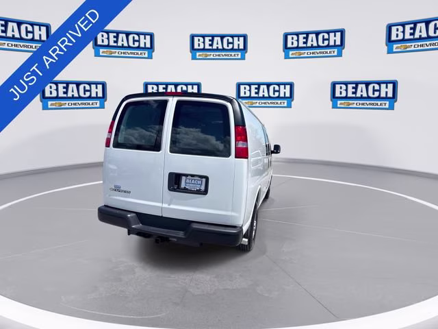 2026 Summit White Chevrolet Express Cargo WT RWD 2500 Extended Wheelbase