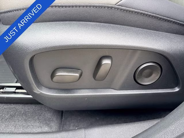 2026 Sterling Gray Metallic Chevrolet Equinox LT FWD SUV