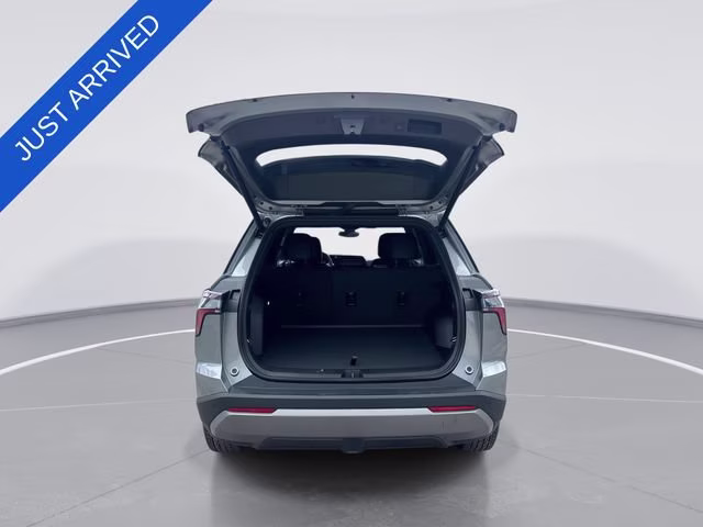 2026 Sterling Gray Metallic Chevrolet Equinox LT FWD SUV