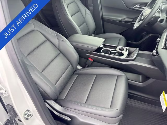 2026 Summit White Chevrolet Equinox LT FWD SUV