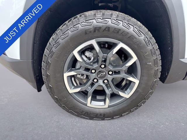 2026 Polar White Tricoat Chevrolet Equinox ACTIV AWD SUV