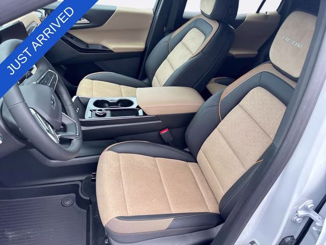 2026 Polar White Tricoat Chevrolet Equinox ACTIV AWD SUV