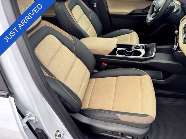 2026 Polar White Tricoat Chevrolet Equinox ACTIV AWD SUV