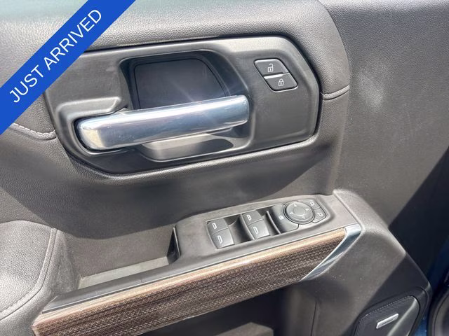 2020 Blue Metallic Chevrolet Silverado 1500 RST 4X4 Truck