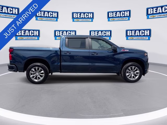 2020 Blue Metallic Chevrolet Silverado 1500 RST 4X4 Truck