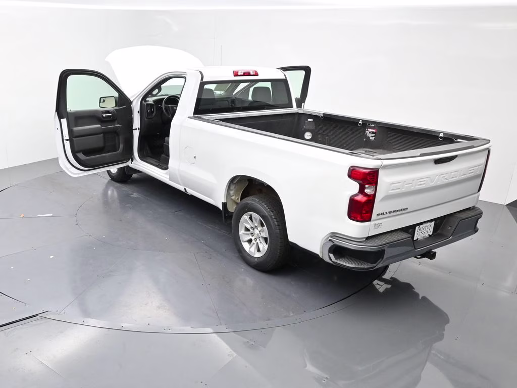 2022 Summit White Chevrolet Silverado 1500 WT RWD Truck