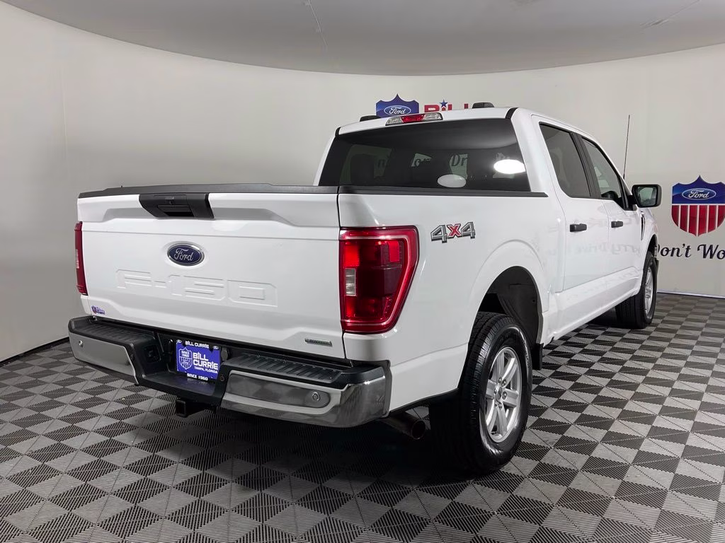2023 Oxford White Ford F-150 XL 4X4 Truck