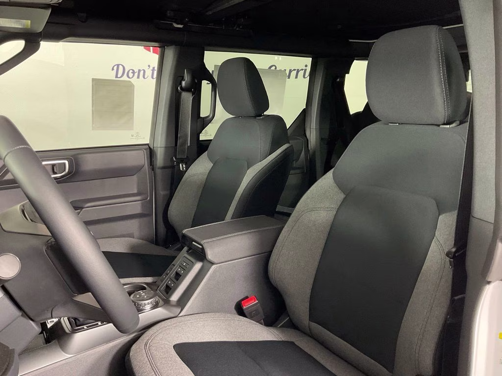 2026 Oxford White Ford Bronco Big Bend 4X4 SUV