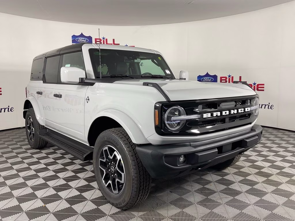 2026 Ford Bronco Outer Banks 4x4's photo