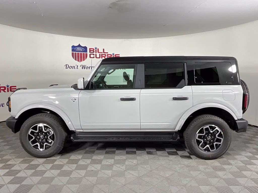 2026 Avalanche Ford Bronco Outer Banks 4X4 SUV