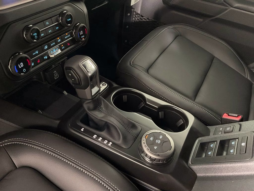2026 Desert Sand Ford Bronco Outer Banks 4X4 SUV