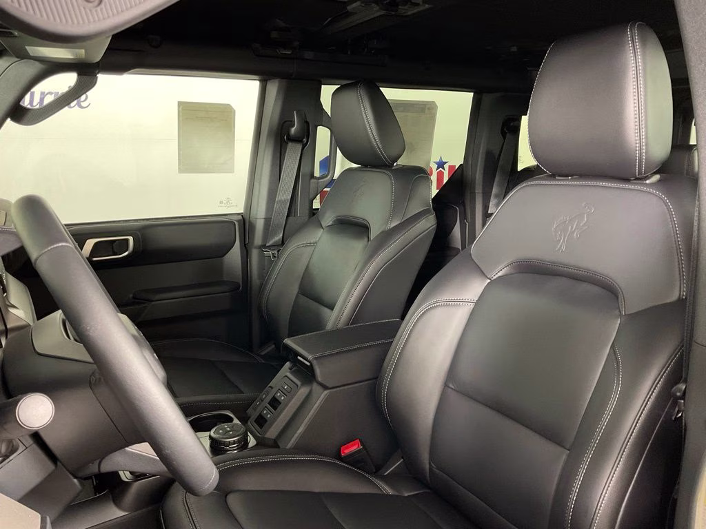 2026 Gray Ford Bronco Outer Banks 4X4 SUV