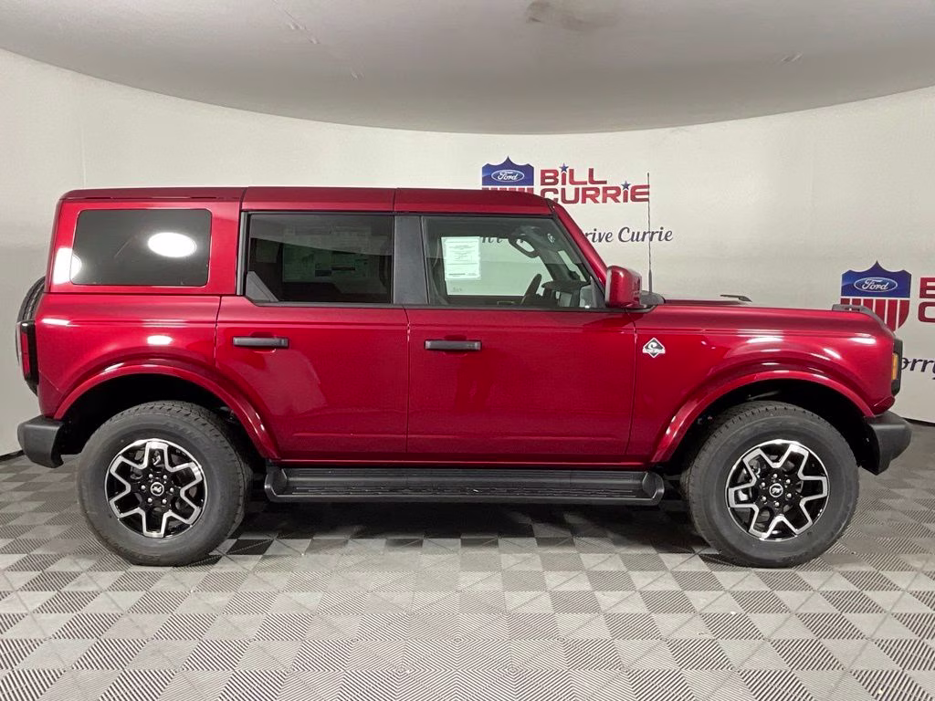 2026 Ruby Red Metallic Ford Bronco Outer Banks 4X4 SUV