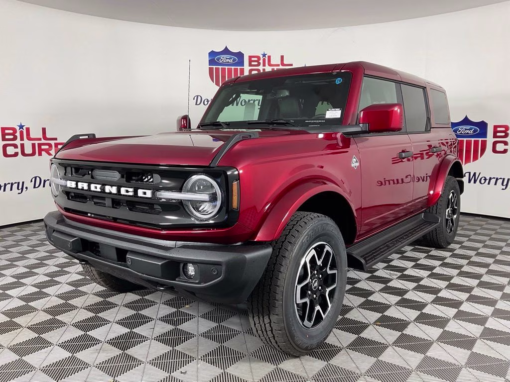 2026 Ruby Red Metallic Ford Bronco Outer Banks 4X4 SUV