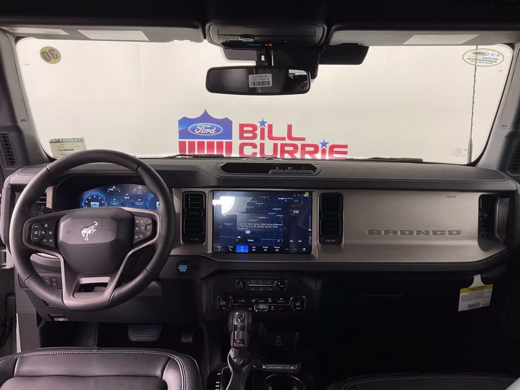 2026 Avalanche Ford Bronco Outer Banks 4X4 SUV