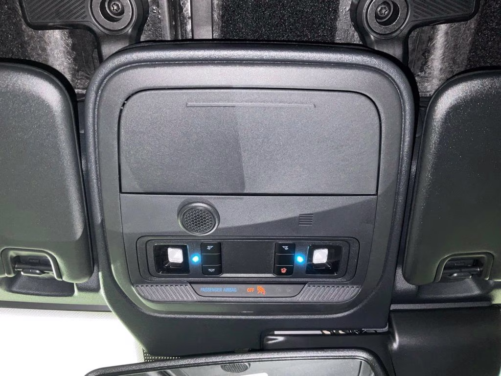 2026 Avalanche Ford Bronco Outer Banks 4X4 SUV