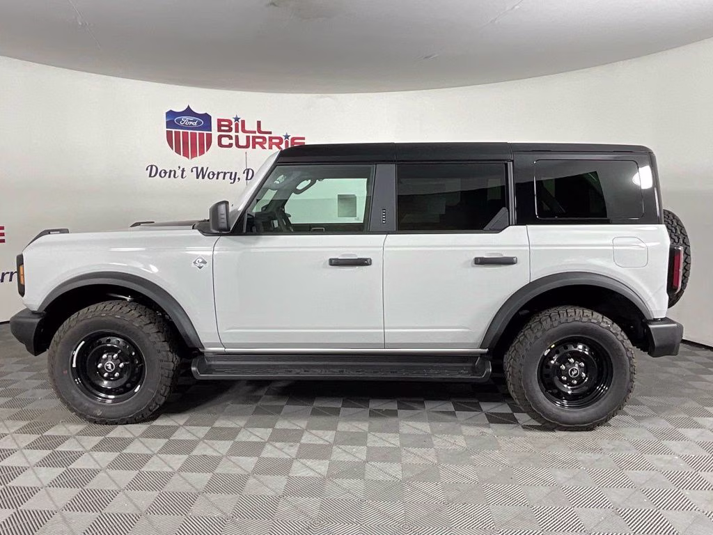 2026 Avalanche Ford Bronco Outer Banks 4X4 SUV