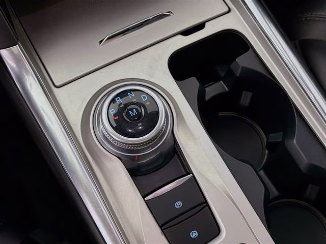 2021 Gray Metallic Ford Explorer Platinum RWD SUV