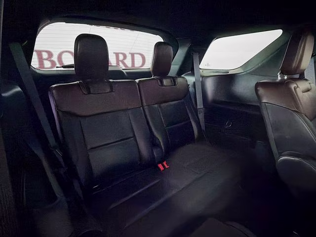 2021 Gray Metallic Ford Explorer Platinum RWD SUV