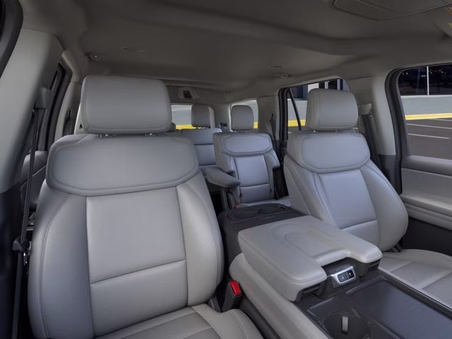 2026 Oxford White Ford Expedition Active RWD SUV