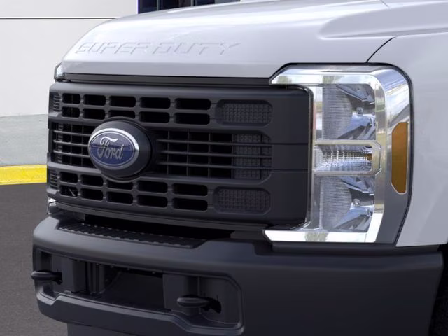 2026 Oxford White Ford Super Duty F-250 SRW XL 4X4 Truck