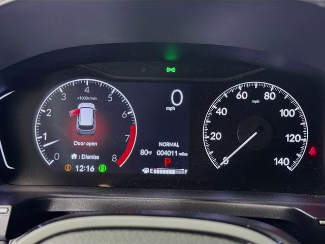 2025 Platinum White Pearl Honda Pilot Touring AWD SUV