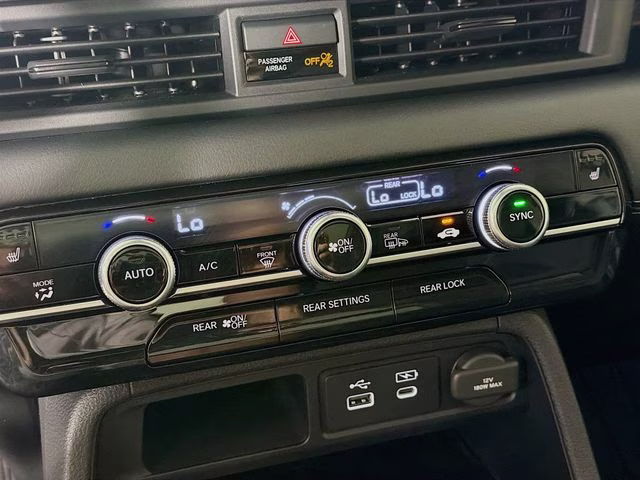 2025 Platinum White Pearl Honda Pilot Touring AWD SUV