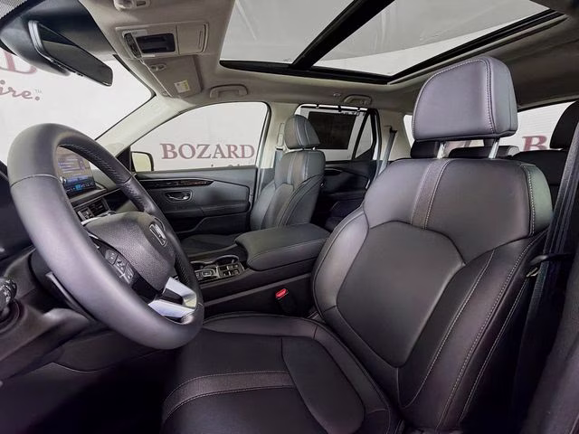 2025 Platinum White Pearl Honda Pilot Touring AWD SUV