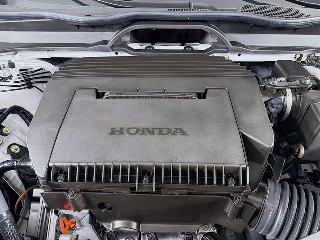 2025 Platinum White Pearl Honda Pilot Touring AWD SUV