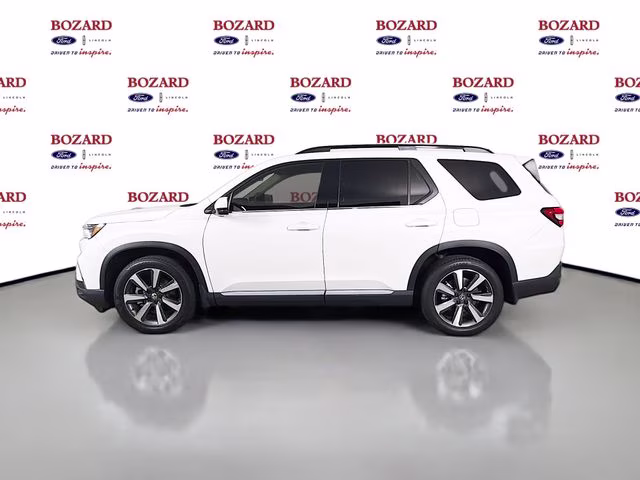 2025 Platinum White Pearl Honda Pilot Touring AWD SUV