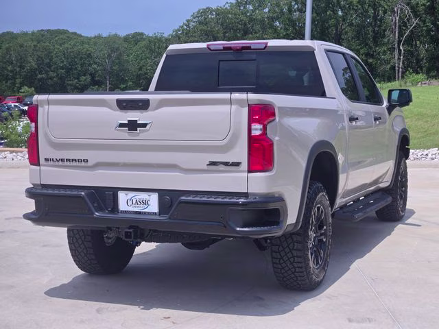 2026 White Sands Chevrolet Silverado 1500 ZR2 4X4 Truck