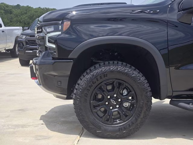 2026 White Sands Chevrolet Silverado 1500 ZR2 4X4 Truck
