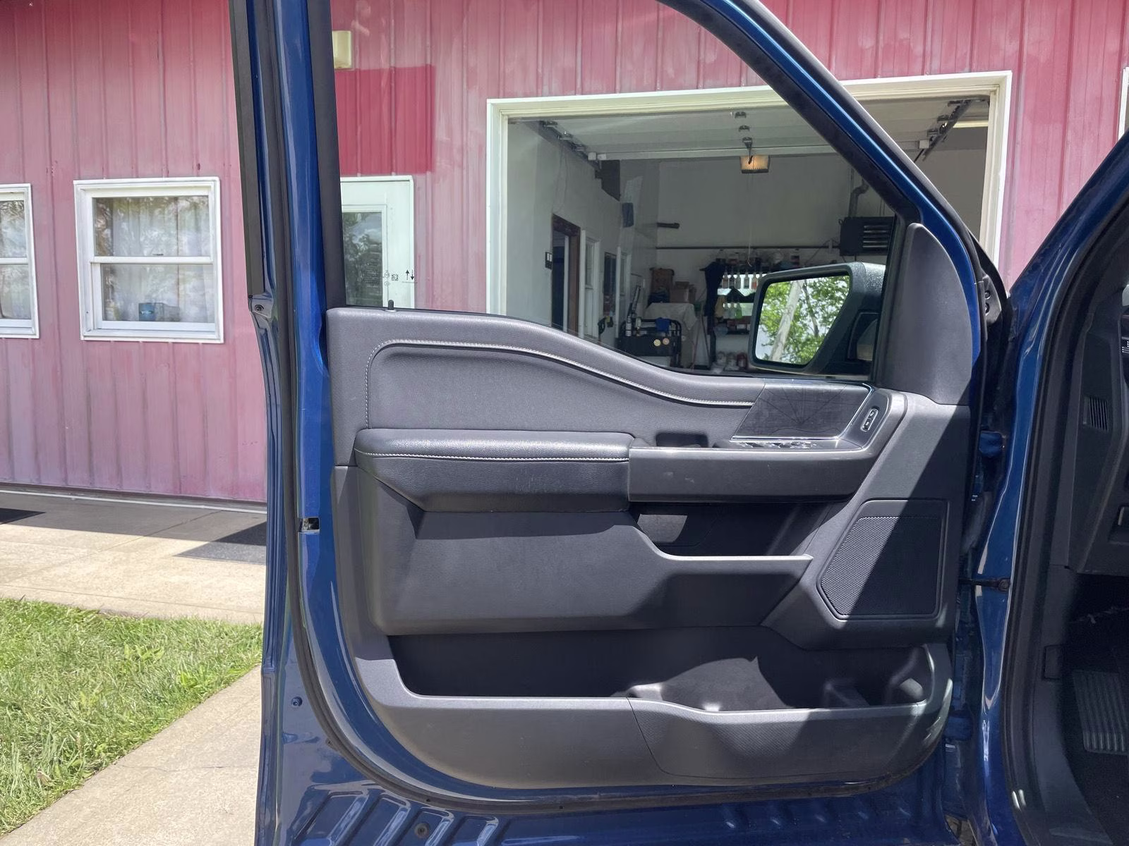 2023 Atlas Blue Ford F-150 XLT 4X4 Truck