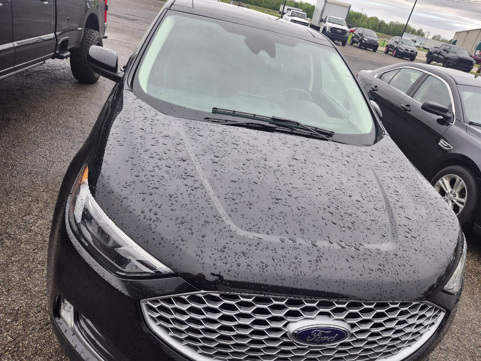 2024 Agate Black Ford Edge SEL AWD SUV