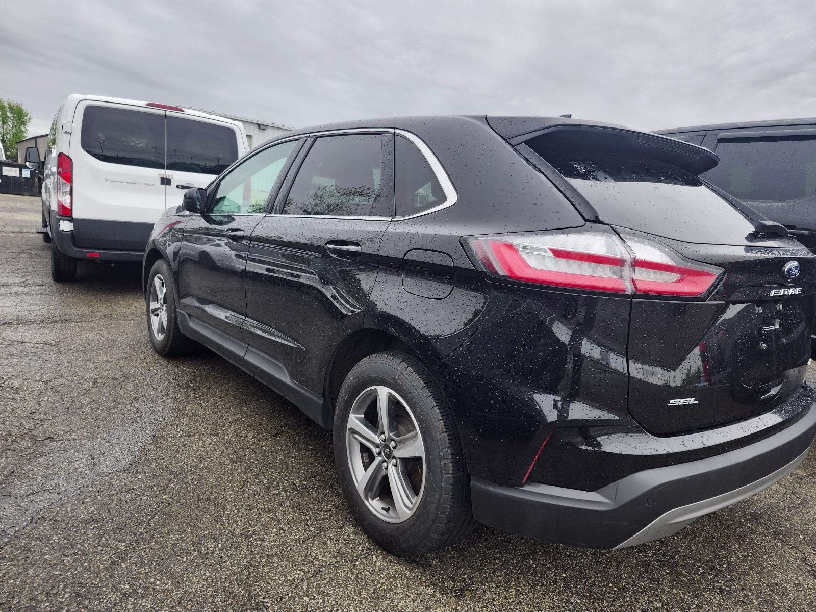 2024 Agate Black Ford Edge SEL AWD SUV